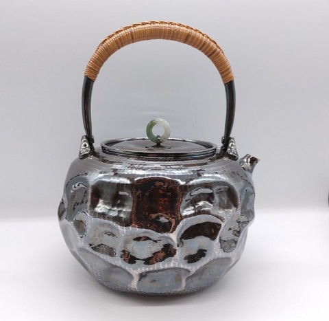 Sterling silver kyusu with green ring jeweled lid