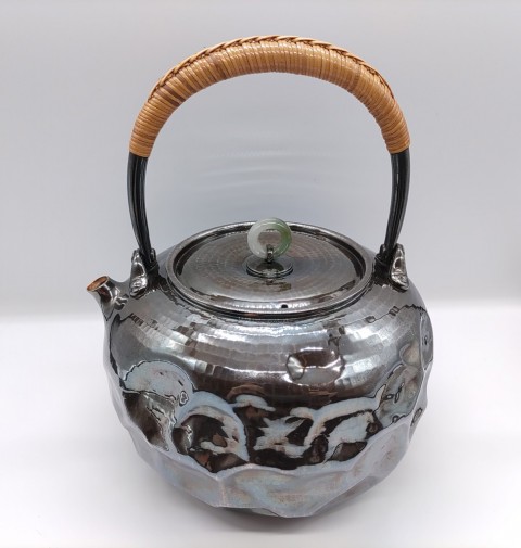 Sterling silver kyusu with green ring jeweled lid