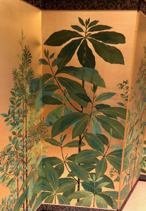 Gold background folding screen　Copse of trees