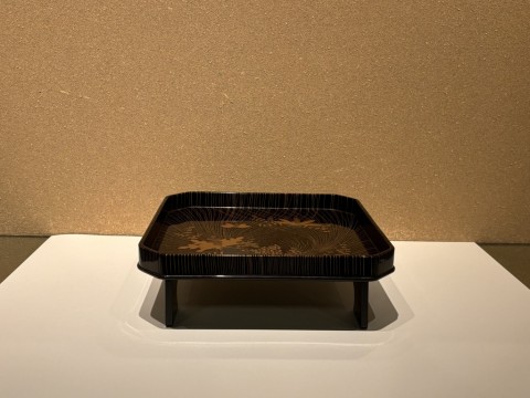  Wajima-nuri footed table with daikon radish and turnip design