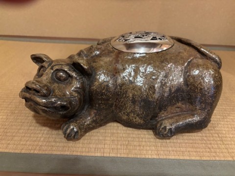 Old Tamba incense burner with silver Hoya