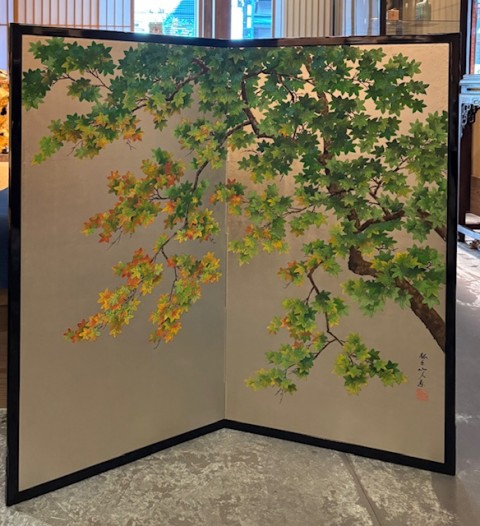 Two-fold folding screen　Iroha Maple