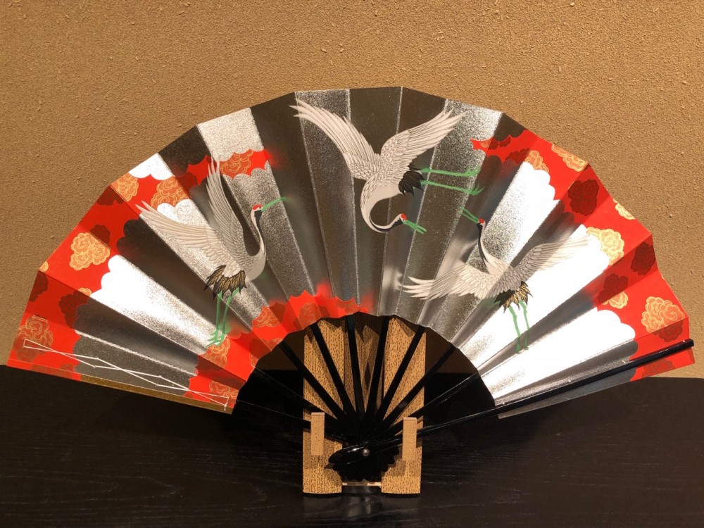 Decorative folding fan,Ｃrane