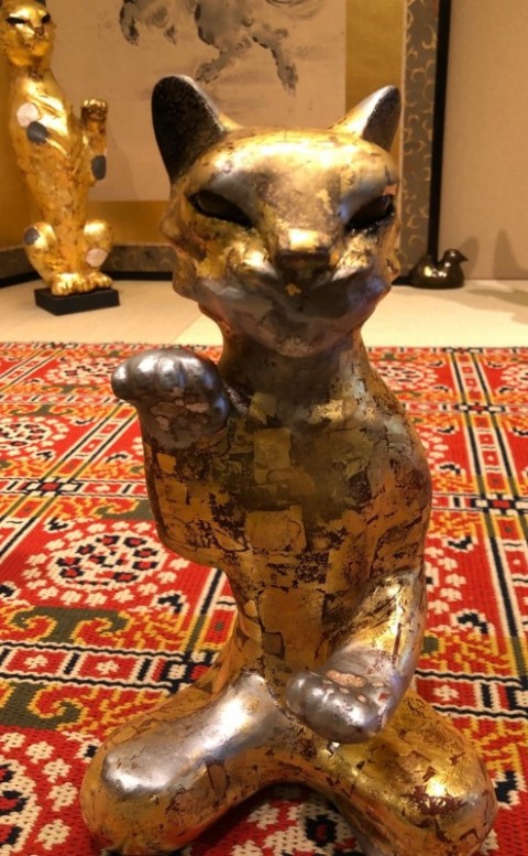  Lacquer gold beckoning cat
