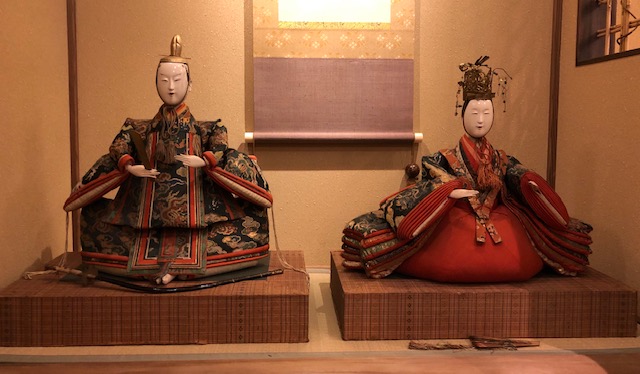 Hina dolls