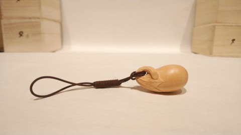 Netsuke white eggplant