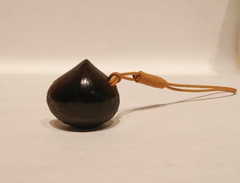 Netsuke chestnuts made by ebony