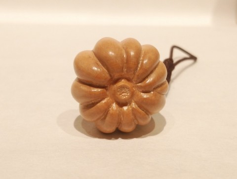 Netsuke pumpkin small