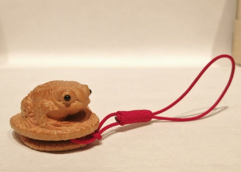 Netsuke　frog