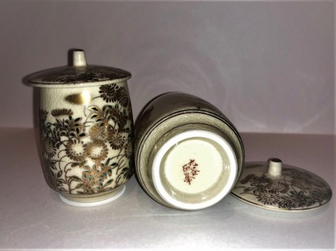Kutani-yaki pair teacup
